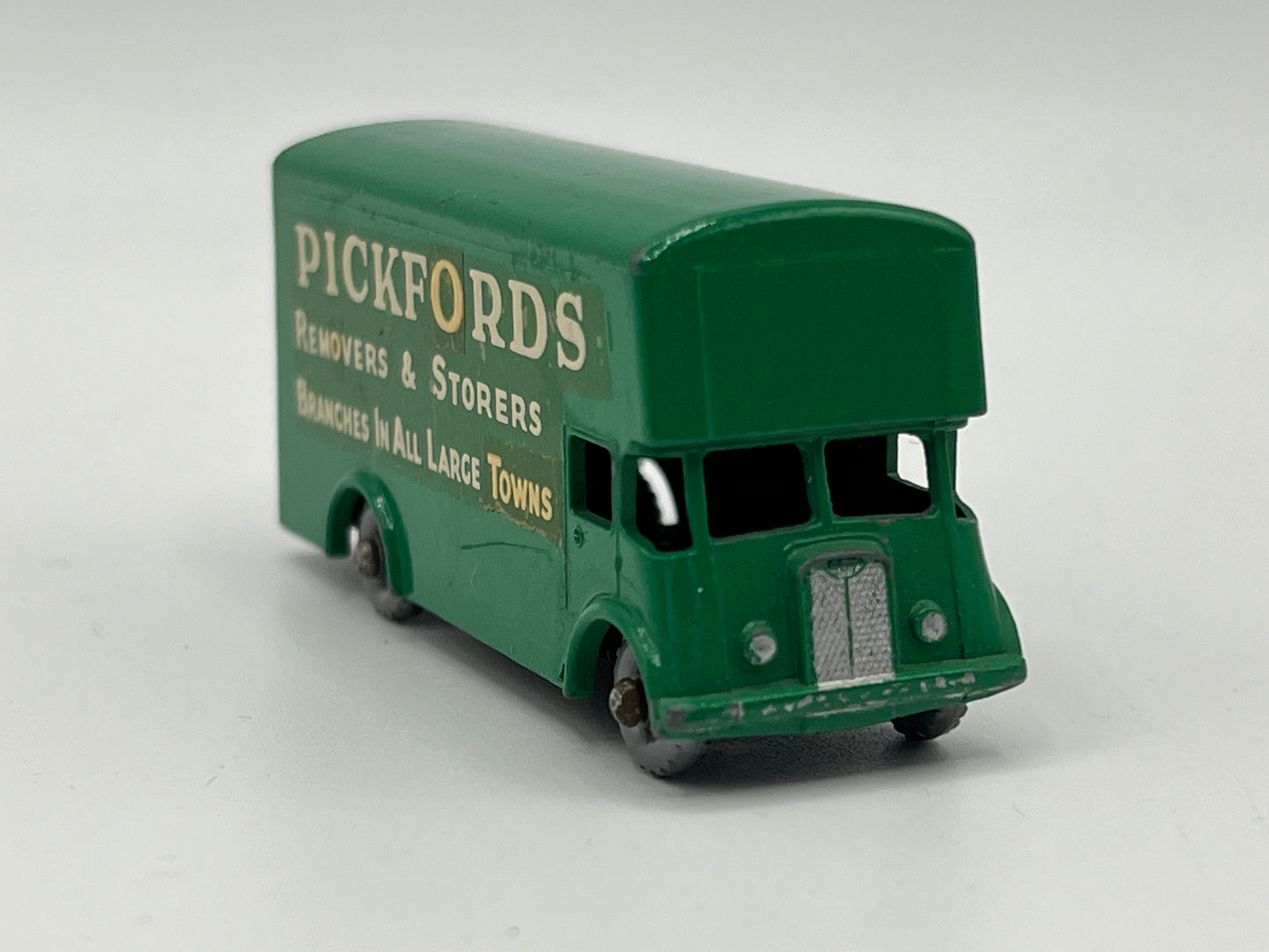 Matchbox Moko Lesney No46 Pickfords removal van.