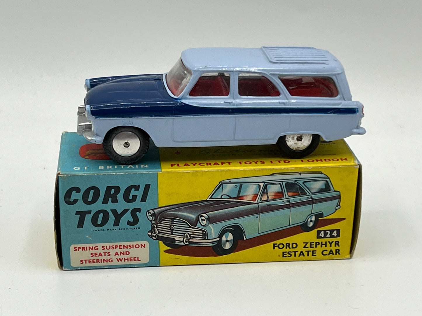 Corgi 424Ford Zephyr Estate,VGC in Good Original Box