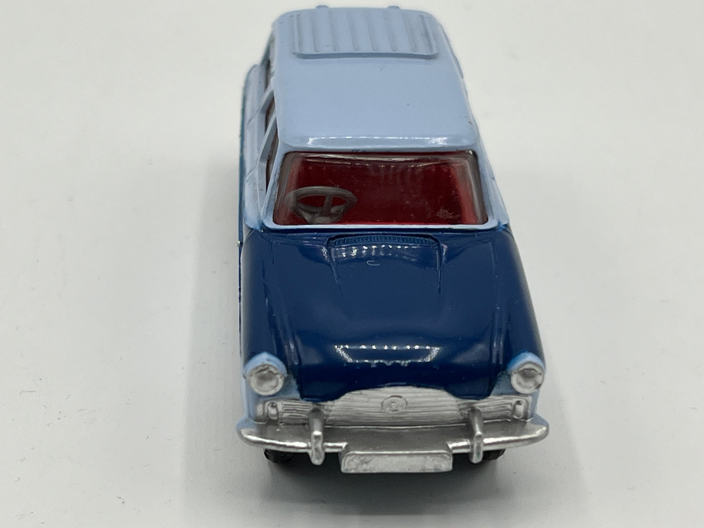 Corgi 424Ford Zephyr Estate,VGC in Good Original Box