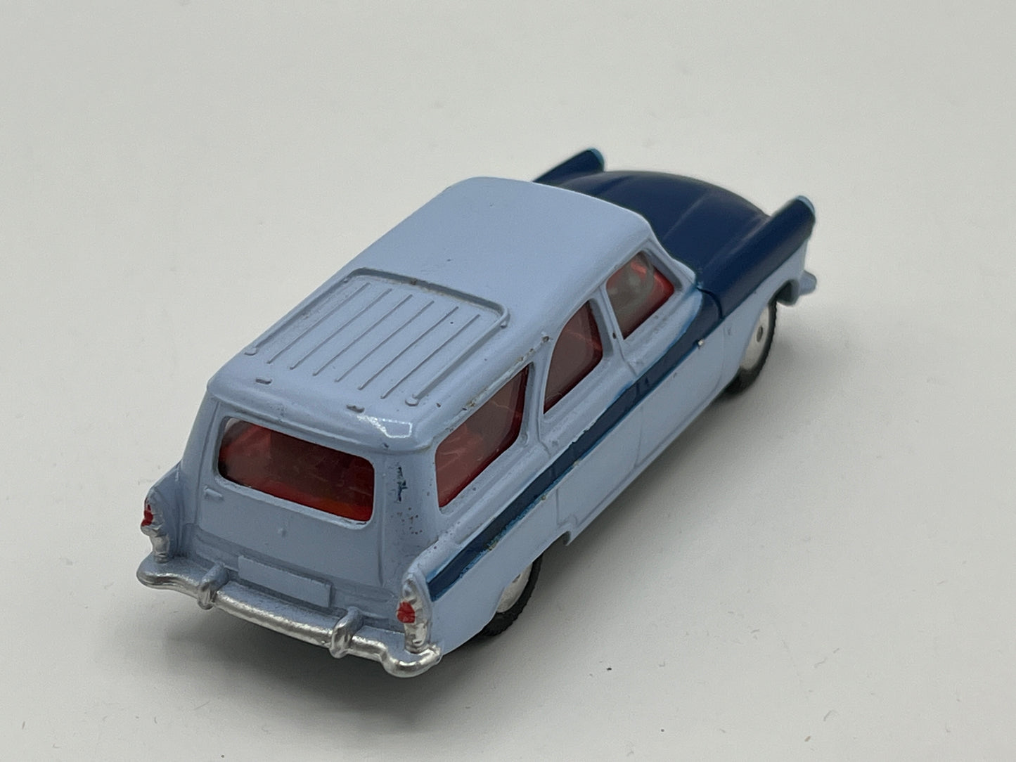 Corgi 424Ford Zephyr Estate,VGC in Good Original Box