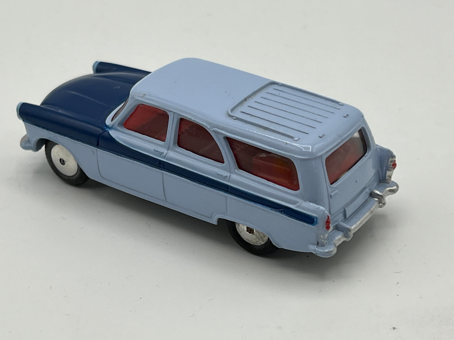 Corgi 424Ford Zephyr Estate,VGC in Good Original Box