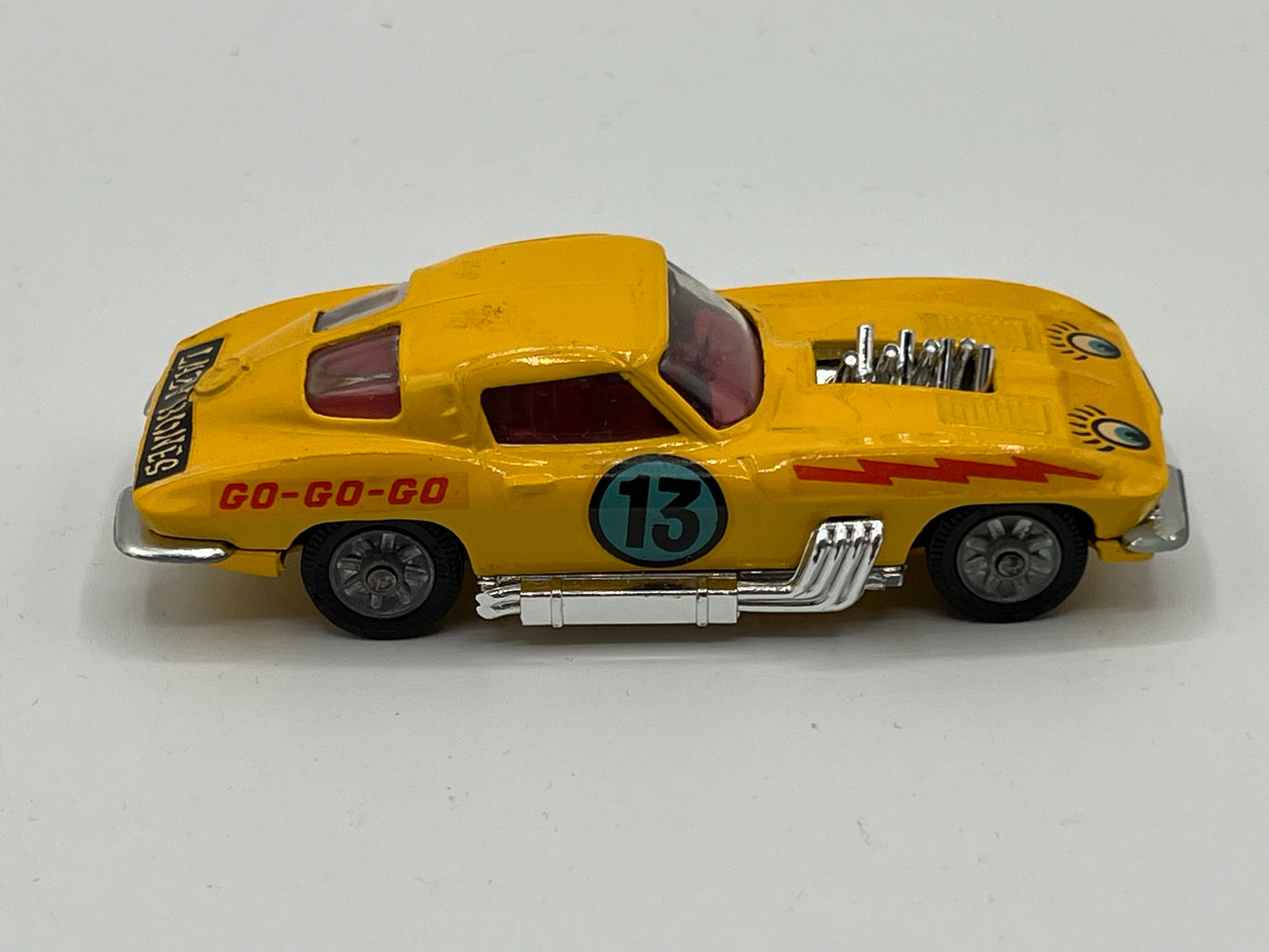 Corgi 337 Customized Chevrolet Corvette Stingray.