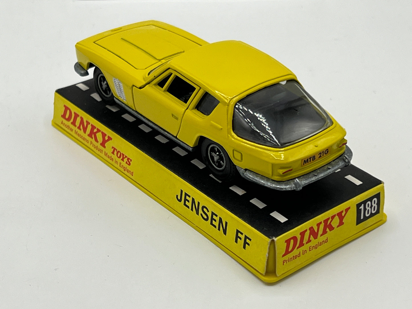 DINKY TOYS MODEL No.188 JENSON FF SALOON CAR "PERSPEX BOX