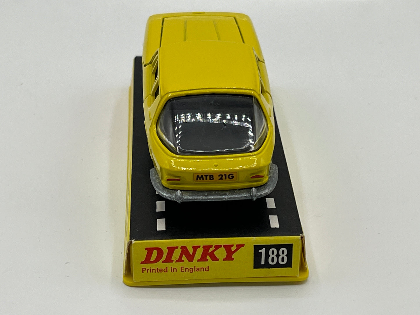 DINKY TOYS MODEL No.188 JENSON FF SALOON CAR "PERSPEX BOX