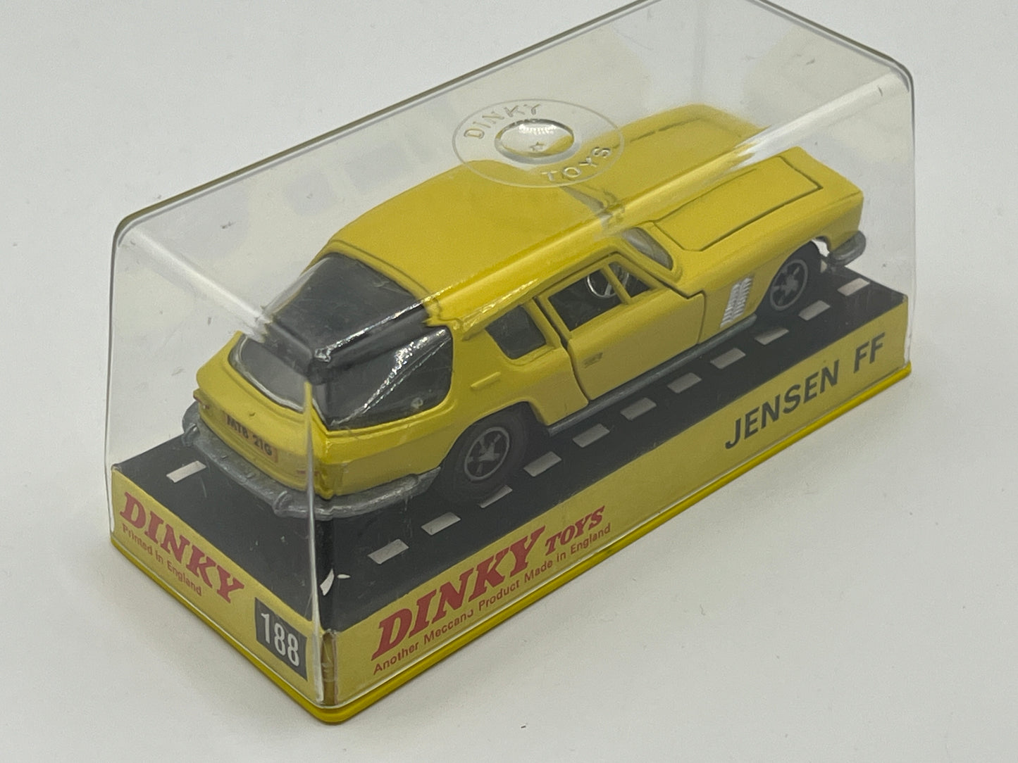 DINKY TOYS MODEL No.188 JENSON FF SALOON CAR "PERSPEX BOX